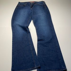 Lucky Brand Women’s Sofia Boot Jean Mid Rise Size 10